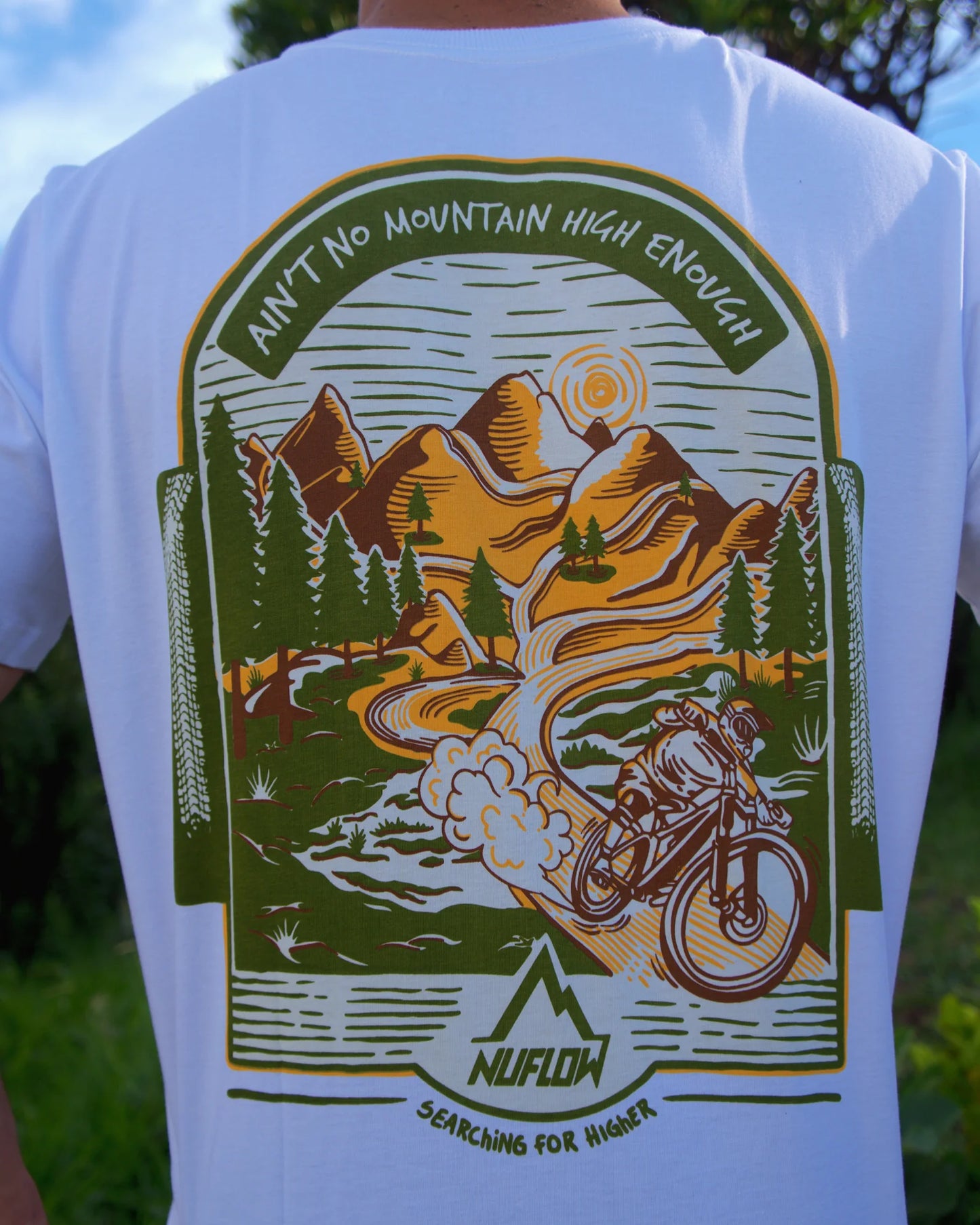 Camiseta Nuflow x Season - Searching for Higher
