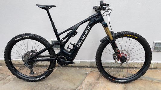 SPECIALIZED TURBO LEVO COMP CARBON  TAMANHO L - 2024